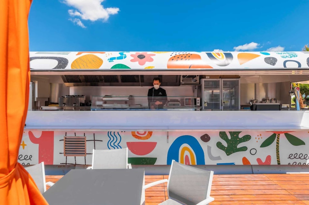 Regency Salgados Hotel & Spa — Restaurant & bars in Albufeira, Faro