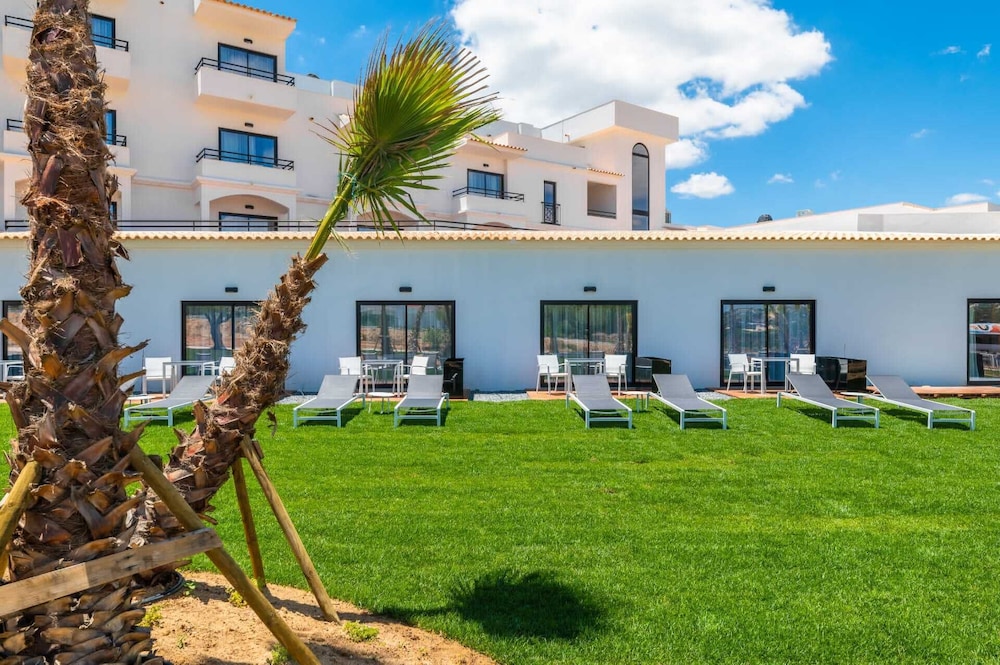 Regency Salgados Hotel & Spa — Hotel building in Albufeira, Faro