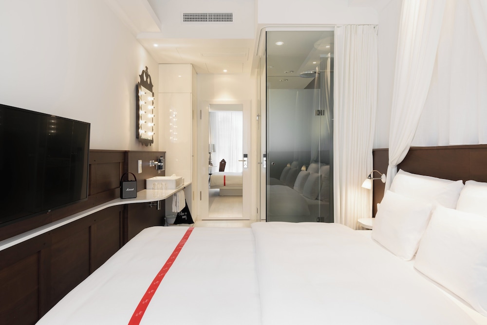 Ruby Rosi Hotel Munich by IHG — Hotel rooms in Munich, Bavaria
