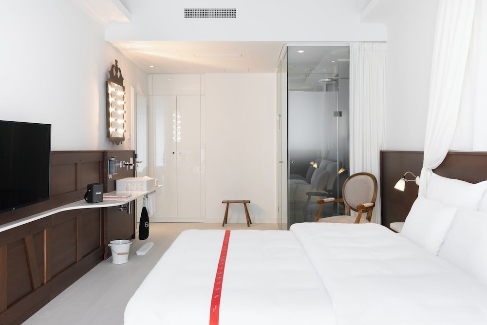 Ruby Rosi Hotel Munich by IHG — Hotel rooms in Munich, Bavaria