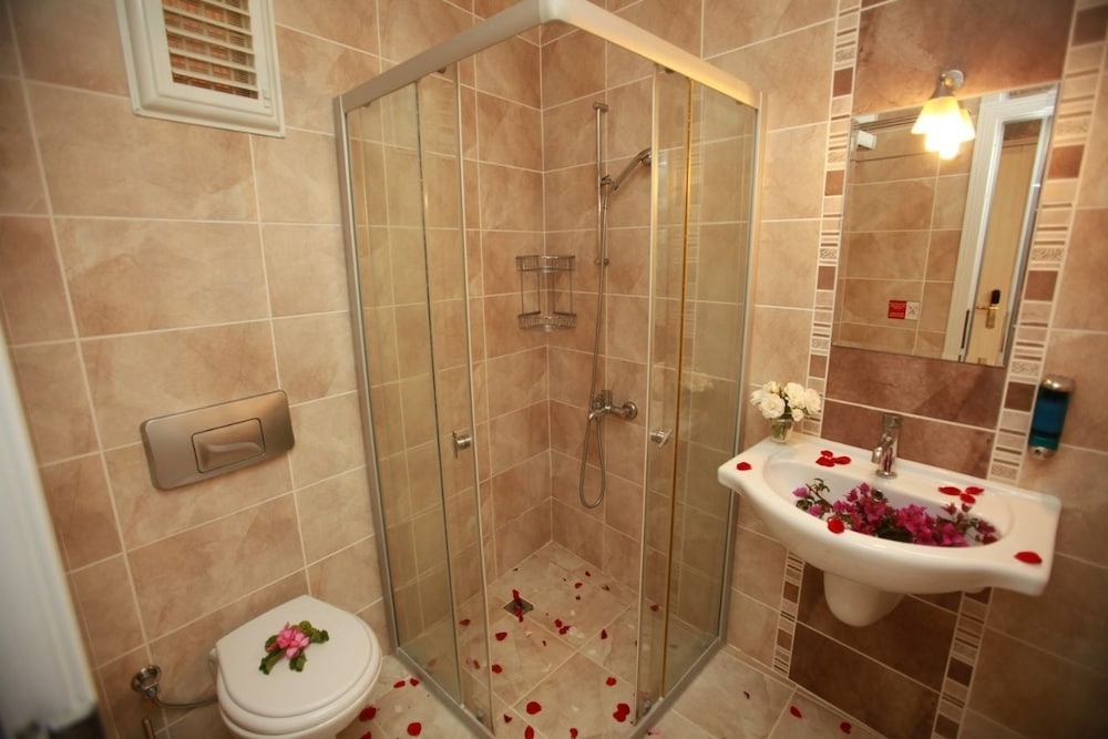 Turk Hotel — Hotel rooms in Fethiye, Mugla