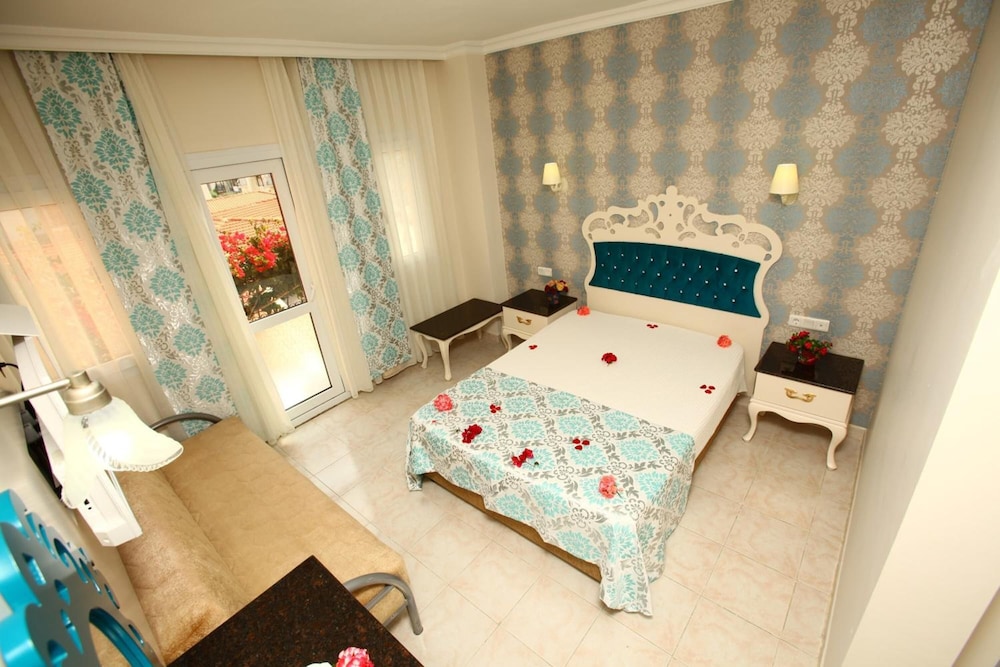 Turk Hotel — Hotel rooms in Fethiye, Mugla