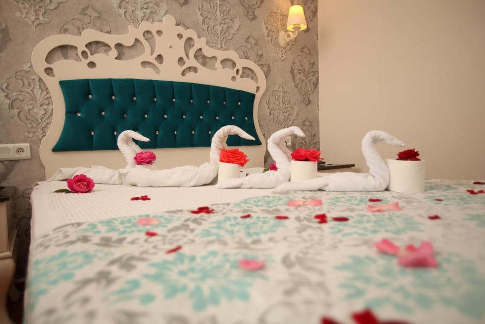 Turk Hotel — Hotel rooms in Fethiye, Mugla