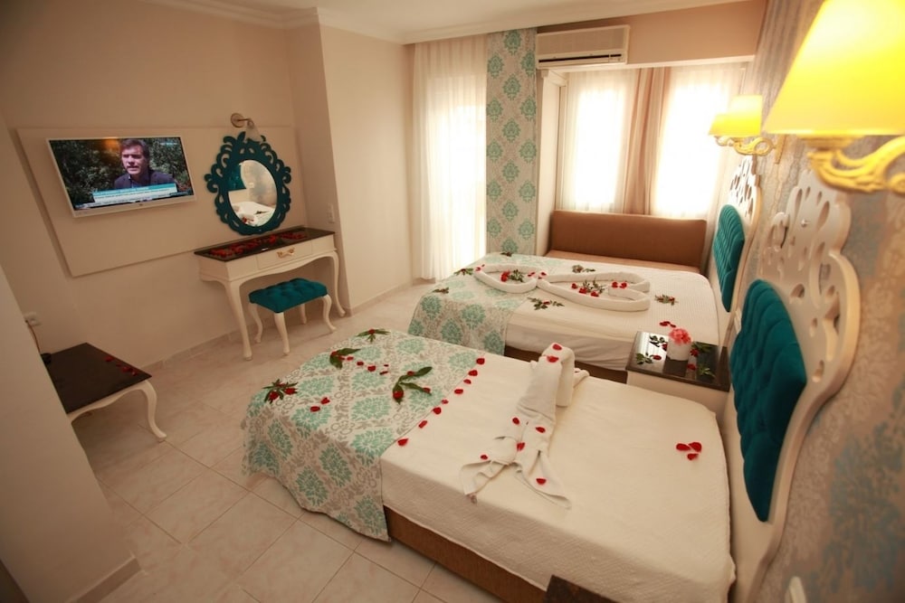 Turk Hotel — Hotel rooms in Fethiye, Mugla