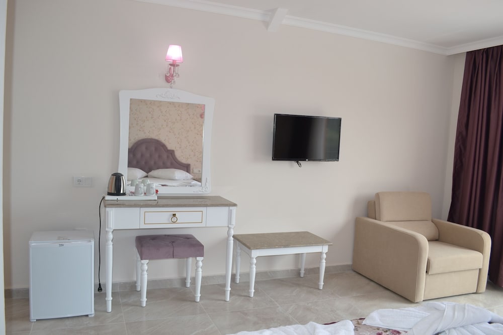 Turk Hotel — Hotel rooms in Fethiye, Mugla