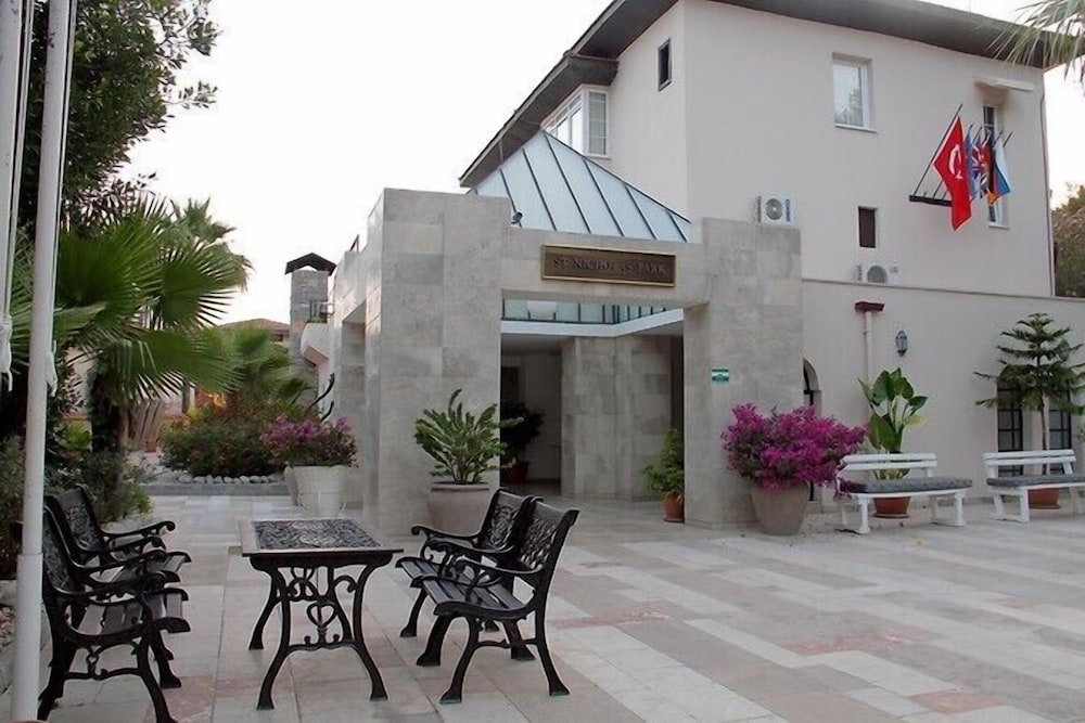 Nicholas Park Hotel — Hotel building in Fethiye, Mugla