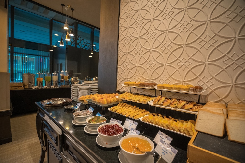TSix5 Quarter — Restaurant & bars in Pattaya, Chonburi