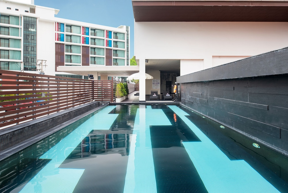 TSix5 Quarter — Swimming pool in Pattaya, Chonburi