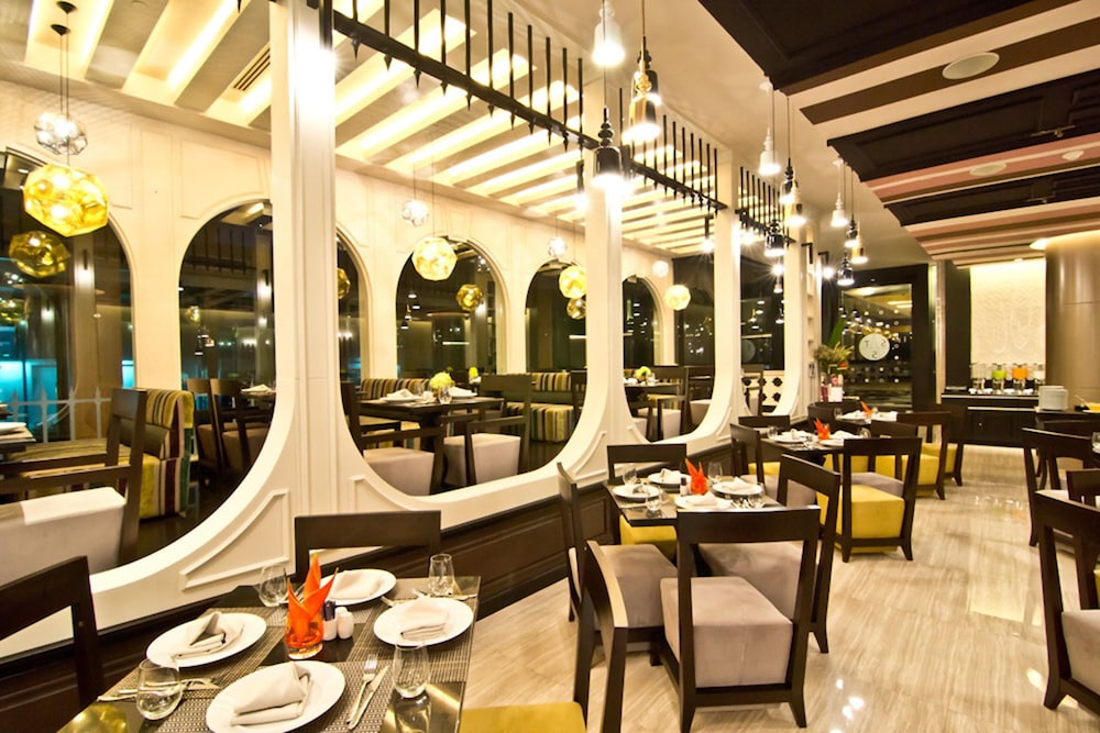 TSix5 Quarter — Restaurant & bars in Pattaya, Chonburi