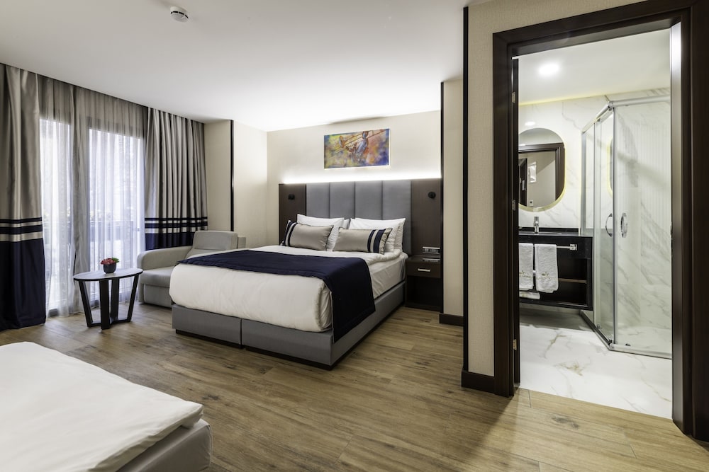 Aprilis Deluxe Hotel — Hotel rooms in Istanbul, Istanbul