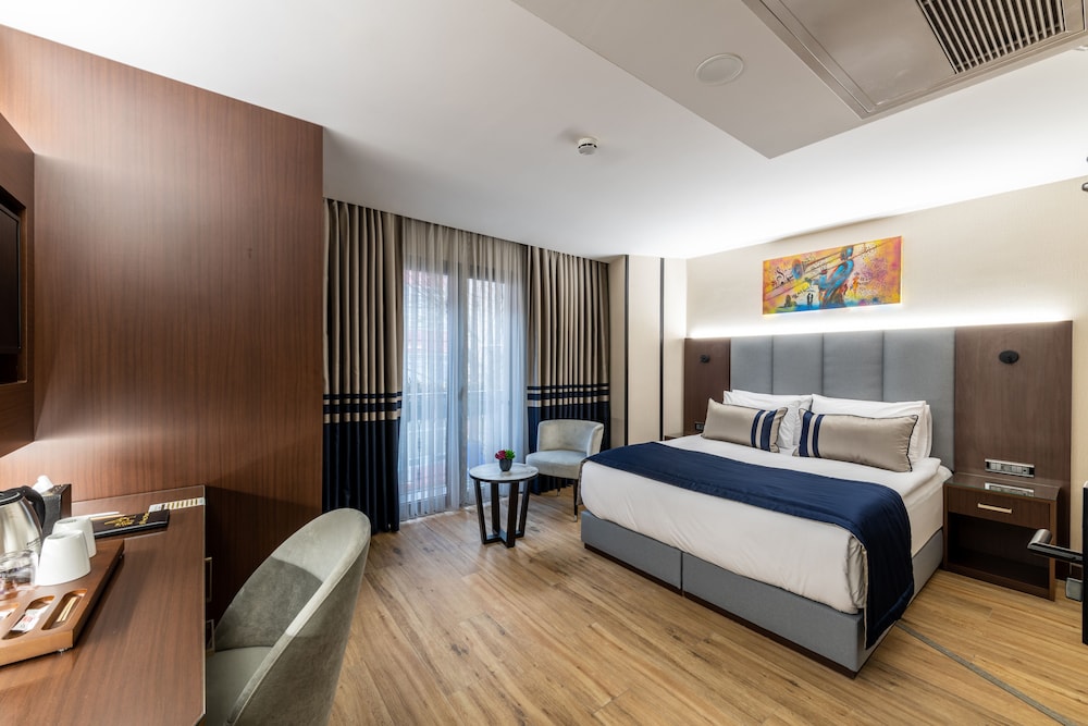 Aprilis Deluxe Hotel — Hotel rooms in Istanbul, Istanbul