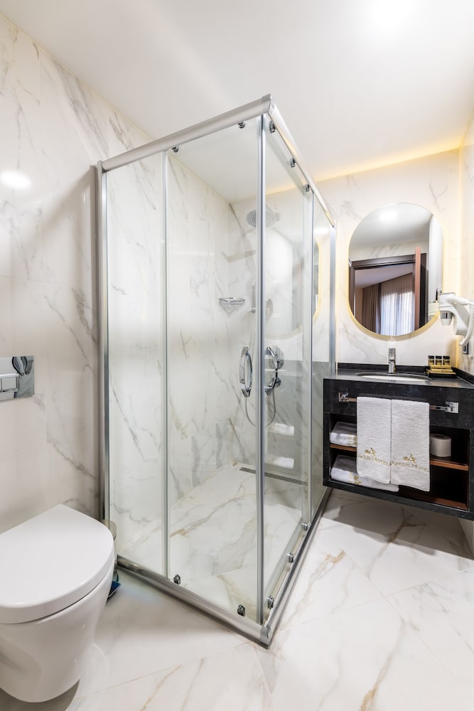 Aprilis Deluxe Hotel — Hotel rooms in Istanbul, Istanbul