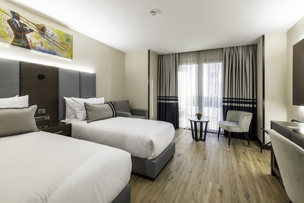 Aprilis Deluxe Hotel — Hotel rooms in Istanbul, Istanbul