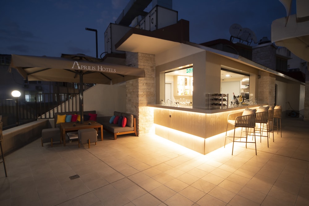 Aprilis Deluxe Hotel — Restaurant & bars in Istanbul, Istanbul