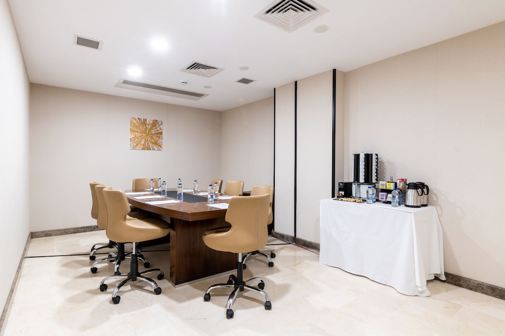 Aprilis Deluxe Hotel — Hotel building in Istanbul, Istanbul