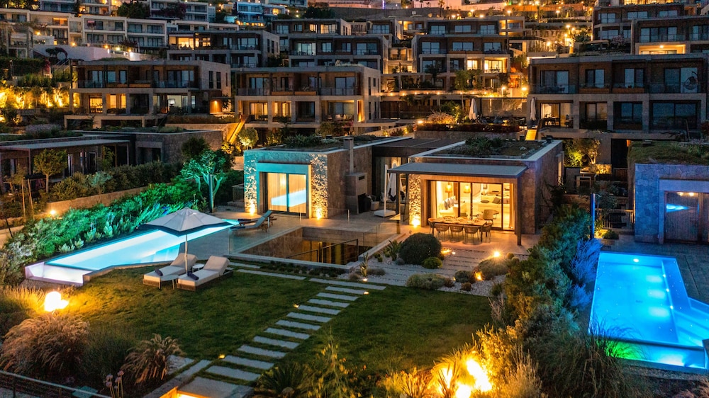 The Norm Le Chic — Swimming pool in Bodrum, Mugla