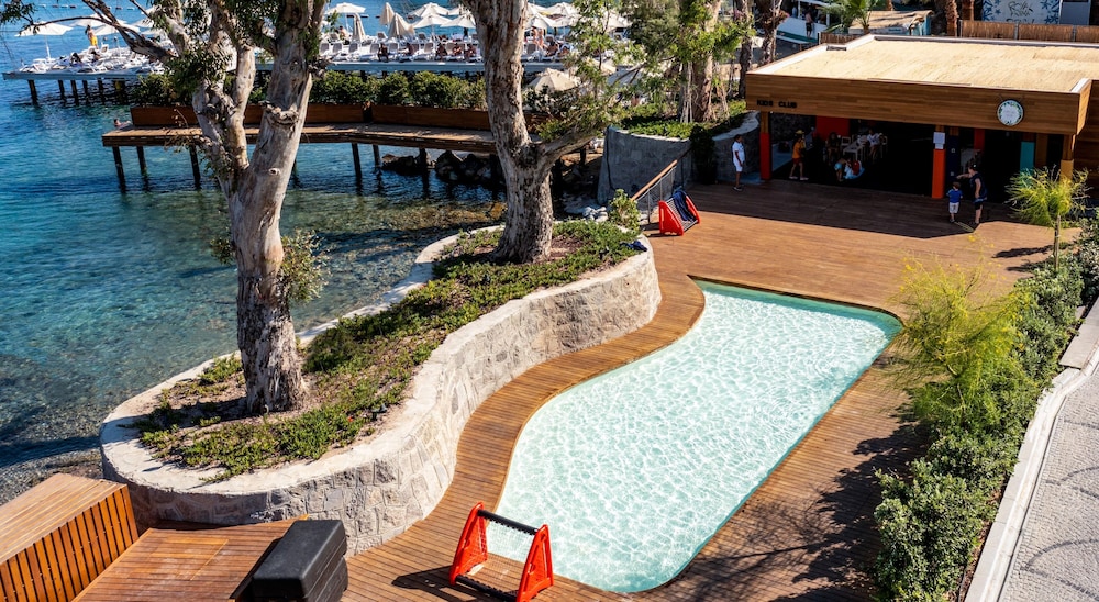The Norm Le Chic — Swimming pool in Bodrum, Mugla