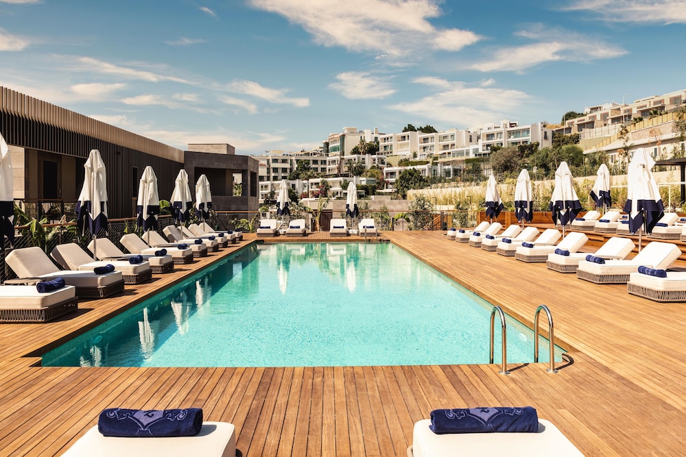 The Norm Le Chic — Swimming pool in Bodrum, Mugla
