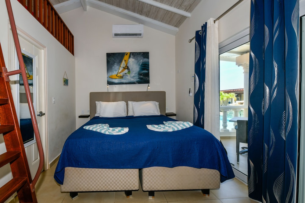 Swiss Paradise Aruba — Hotel rooms in Noord, Aruba
