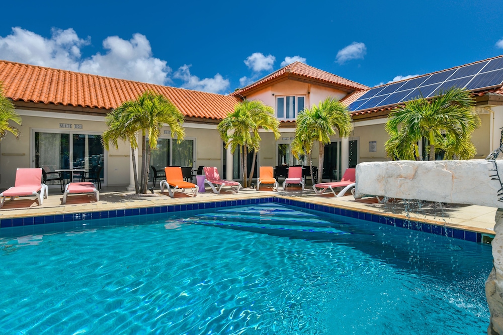 Swiss Paradise Aruba — Swimming pool in Noord, Aruba