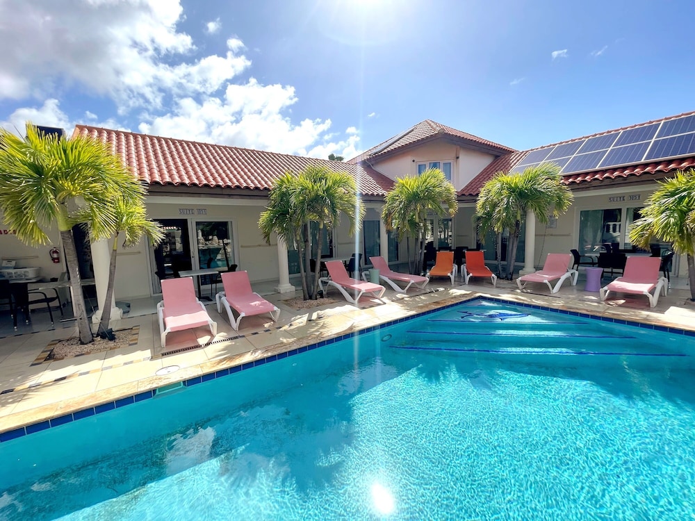 Swiss Paradise Aruba — Swimming pool in Noord, Aruba