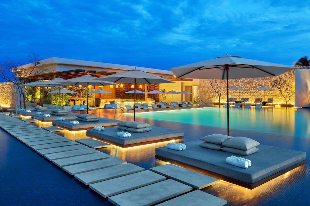 The St. Regis Kanai Resort, Riviera Maya — Swimming pool in Playa del Carmen, Quintana Roo