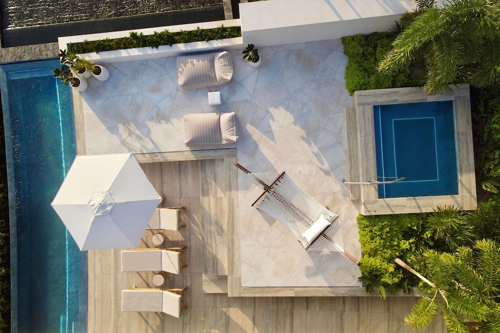 The St. Regis Kanai Resort, Riviera Maya — Swimming pool in Playa del Carmen, Quintana Roo