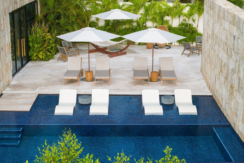 The St. Regis Kanai Resort, Riviera Maya — Swimming pool in Playa del Carmen, Quintana Roo