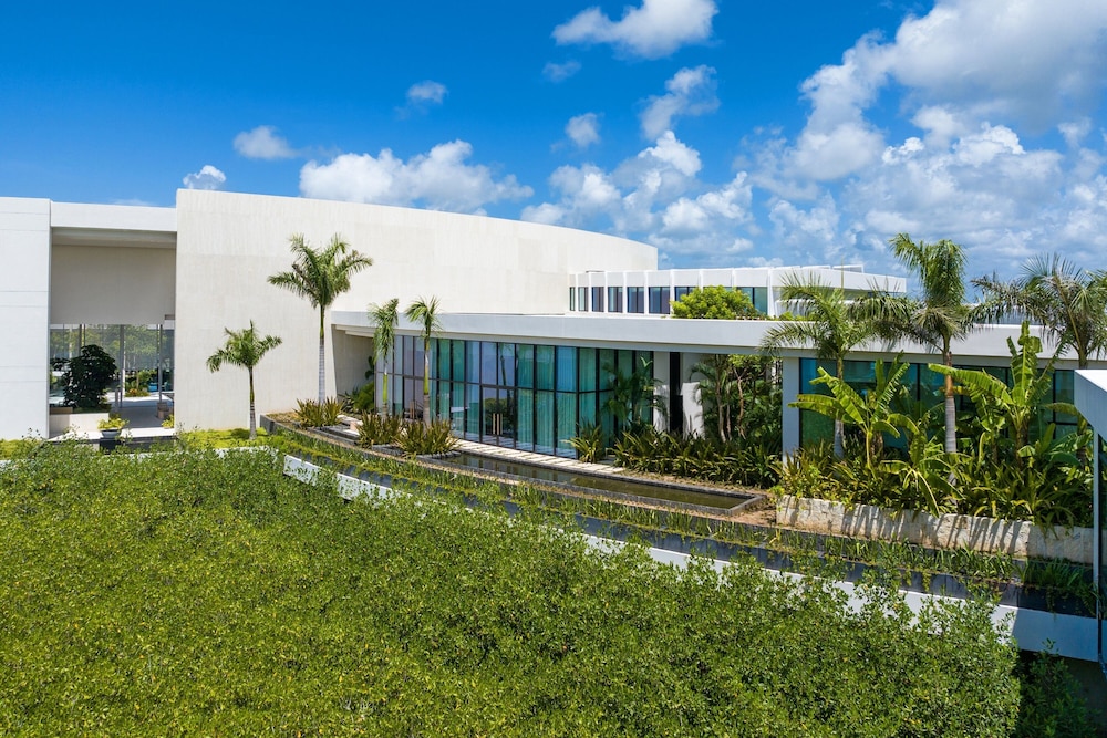 The St. Regis Kanai Resort, Riviera Maya — Hotel building in Playa del Carmen, Quintana Roo