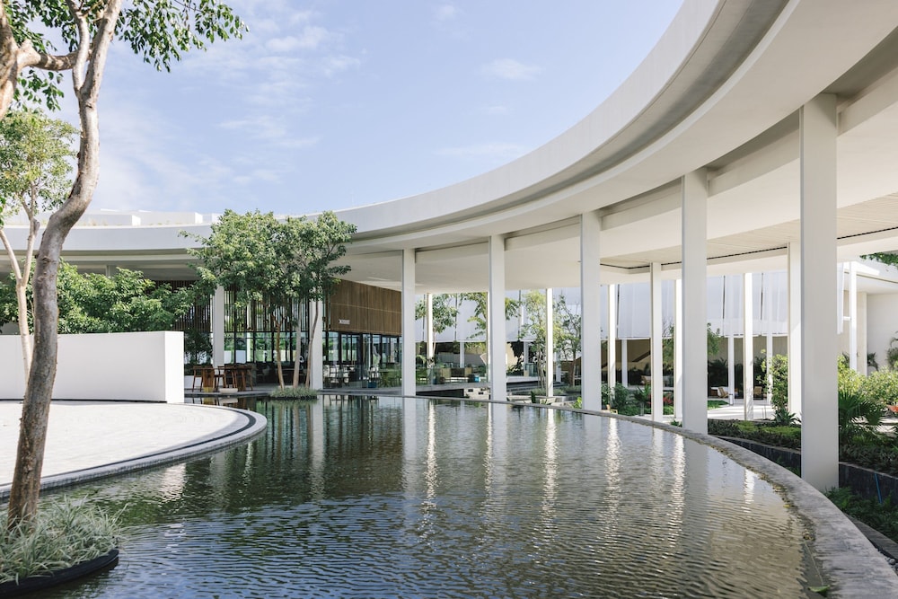 The St. Regis Kanai Resort, Riviera Maya — Hotel building in Playa del Carmen, Quintana Roo