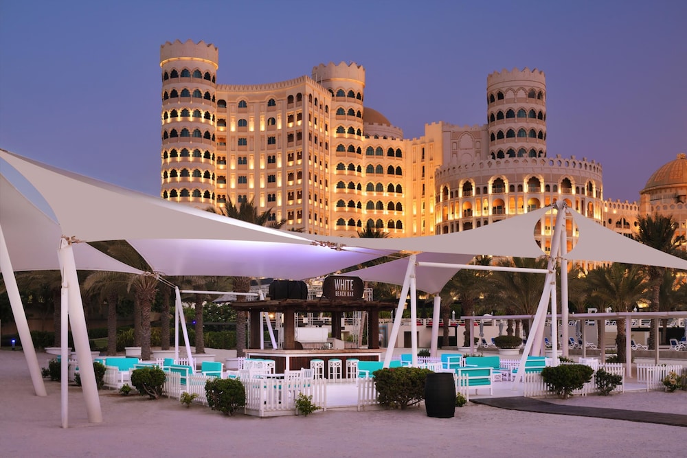 Al Hamra Residence — Restaurant & bars in Ras al Khaimah