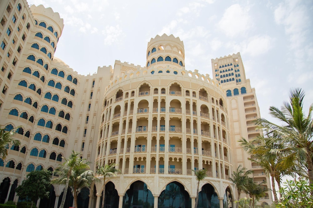 Al Hamra Residence — Hotel building in Ras al Khaimah
