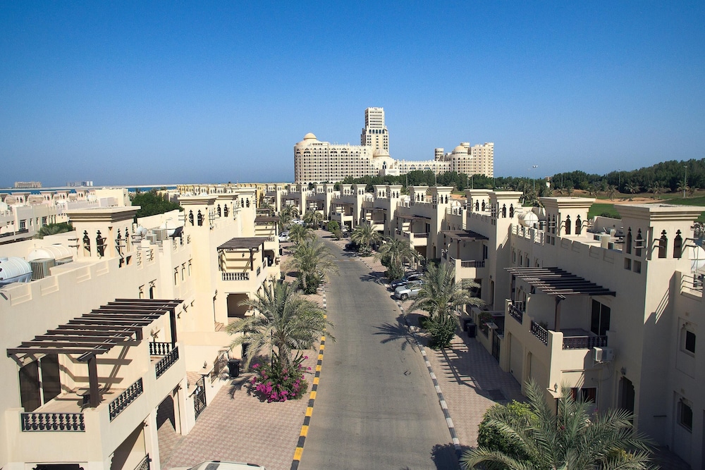 Al Hamra Residence — Hotel building in Ras al Khaimah