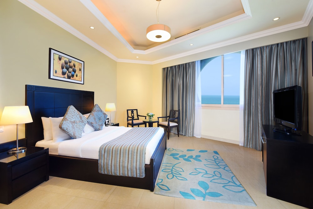 Al Hamra Residence — Hotel rooms in Ras al Khaimah
