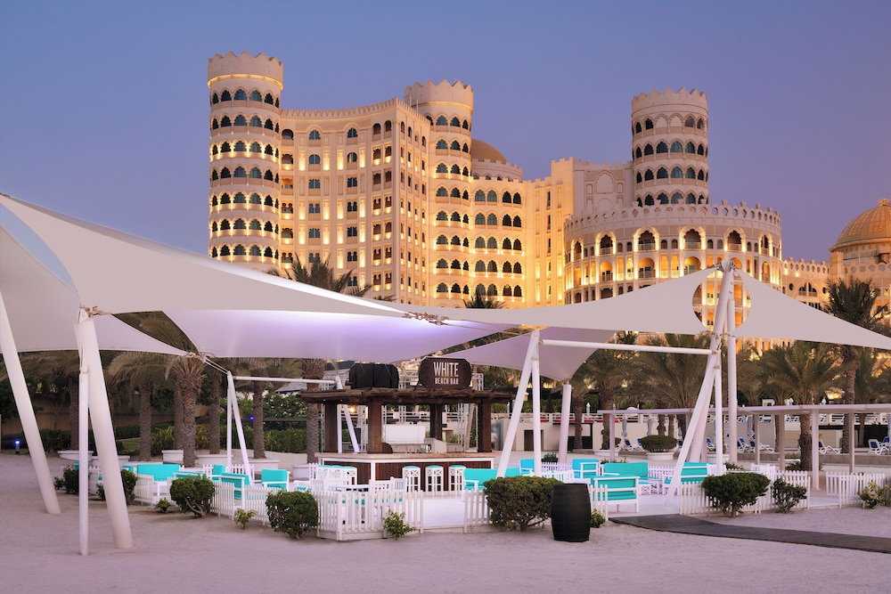 Al Hamra Residence — Restaurant & bars in Ras al Khaimah