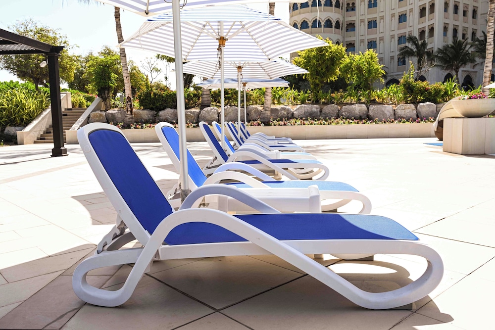 Al Hamra Residence — Swimming pool in Ras al Khaimah