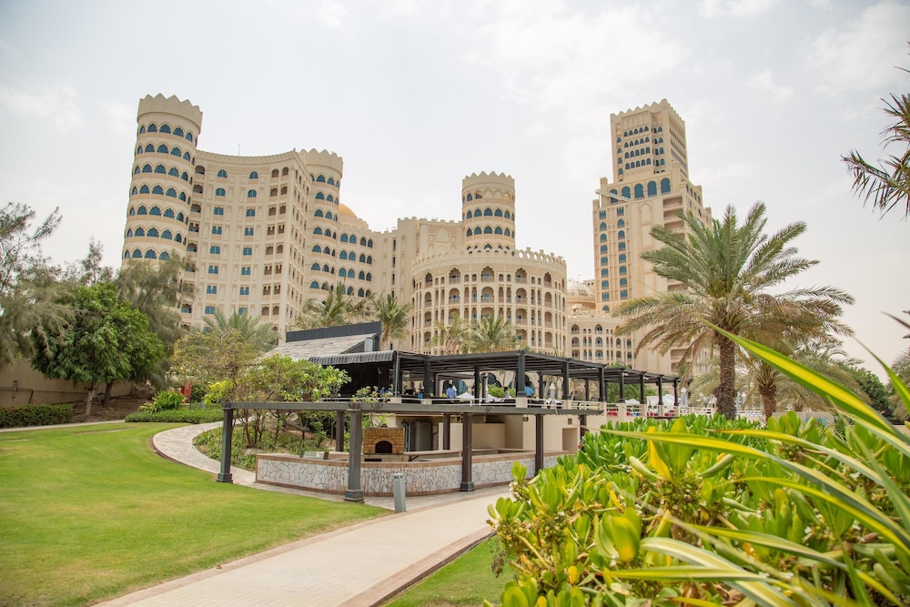 Al Hamra Residence — Hotel building in Ras al Khaimah