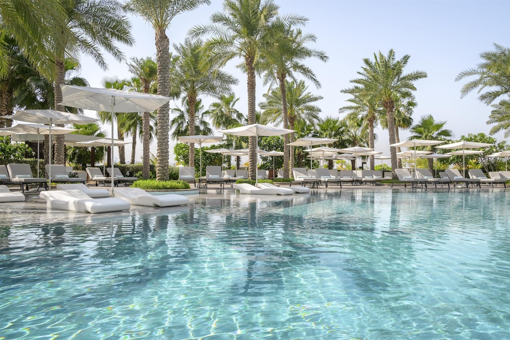Atlantis The Royal — Pool in Dubai