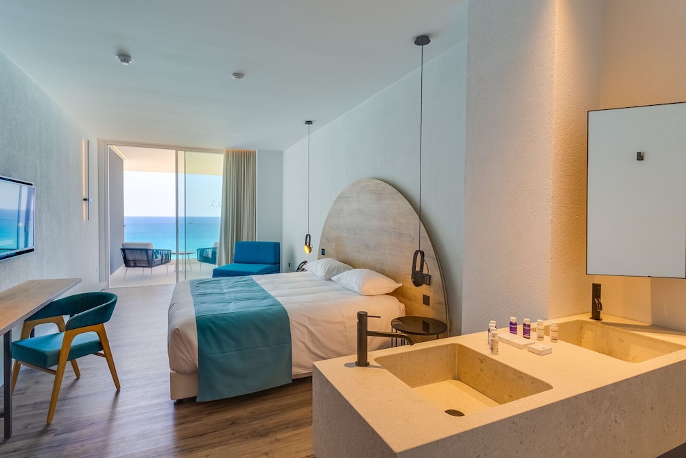 Flamingo Paradise Beach Hotel Adults Only — Hotel rooms in Protaras, Famagusta Region