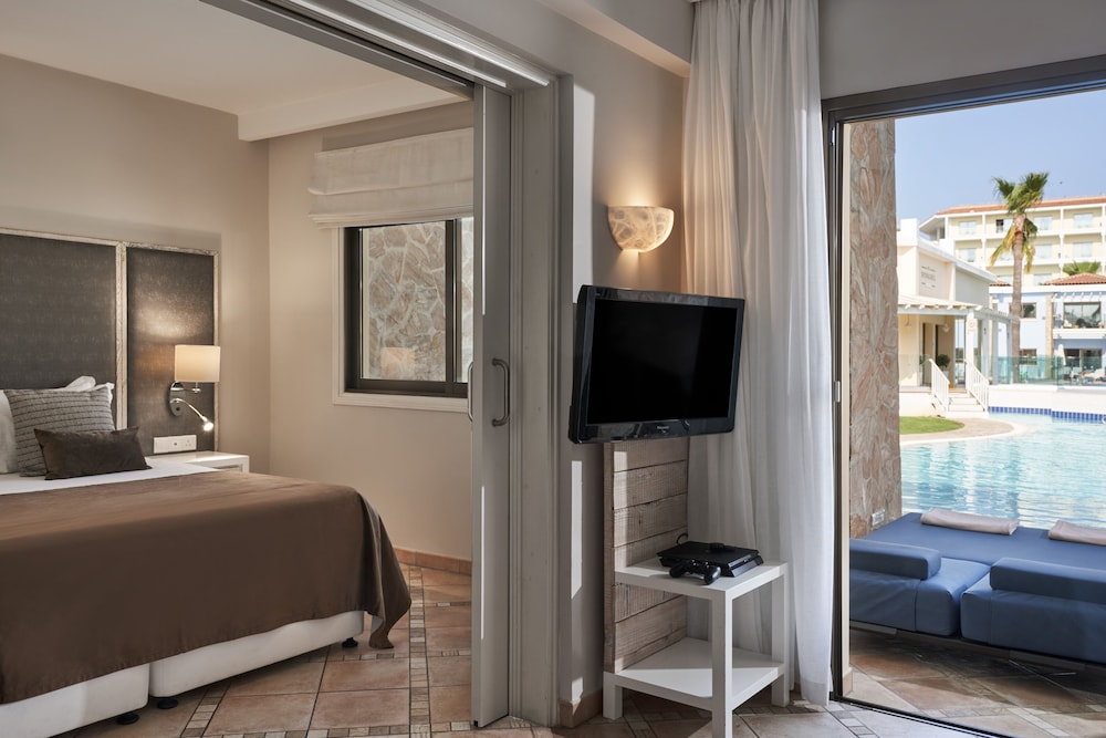 Atlantica Aeneas Resort — Hotel rooms in Ayia Napa, Famagusta Region