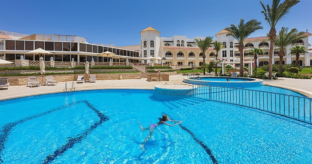 Old Palace Sahl Hasheseh — Main photo in Sahl Hasheesh, Red Sea