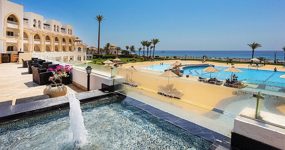 Old Palace Sahl Hasheseh — Swimming pool in Sahl Hasheesh, Red Sea