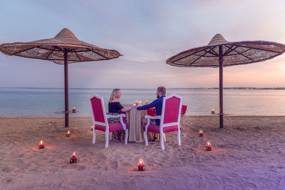 Old Palace Sahl Hasheseh — Restaurant & bars in Sahl Hasheesh, Red Sea
