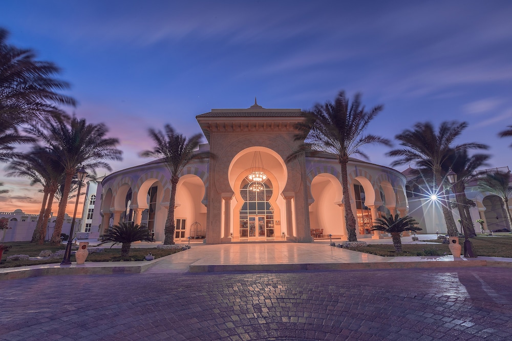 Old Palace Sahl Hasheseh — Hotel building in Sahl Hasheesh, Red Sea