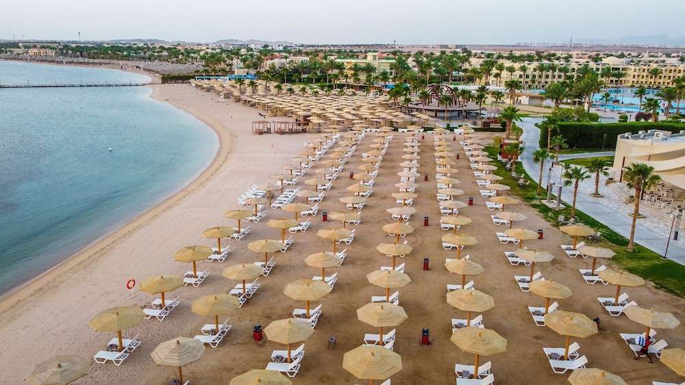Xanadu Makadi Bay - High Class All Inclusive — Beach in Makadi Bay, Red Sea