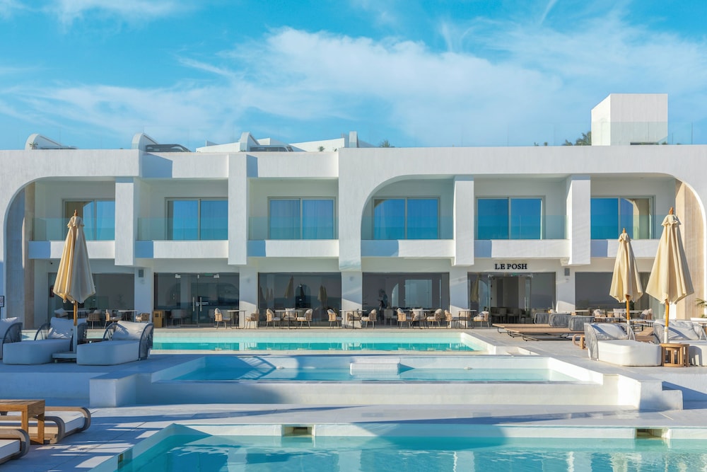 White Hills Resort — Hotel building in Sharm El Sheikh, Red Sea