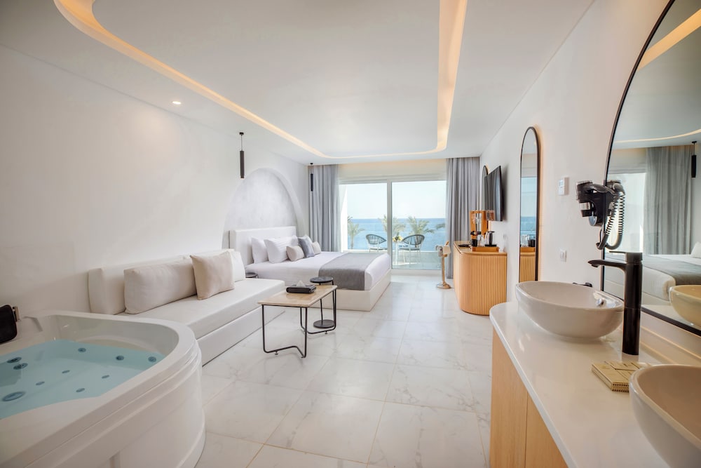 White Hills Resort — Hotel rooms in Sharm El Sheikh, Red Sea