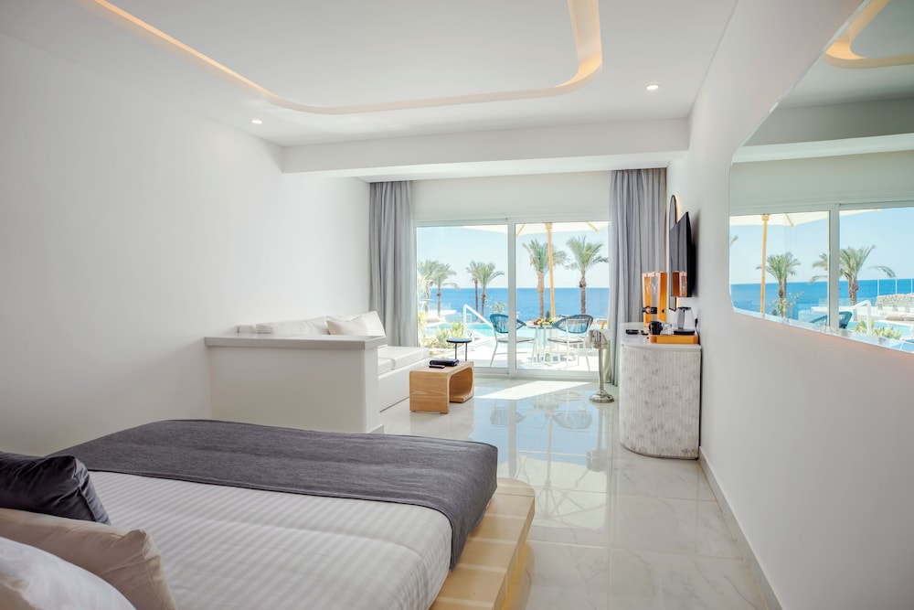 White Hills Resort — Hotel rooms in Sharm El Sheikh, Red Sea
