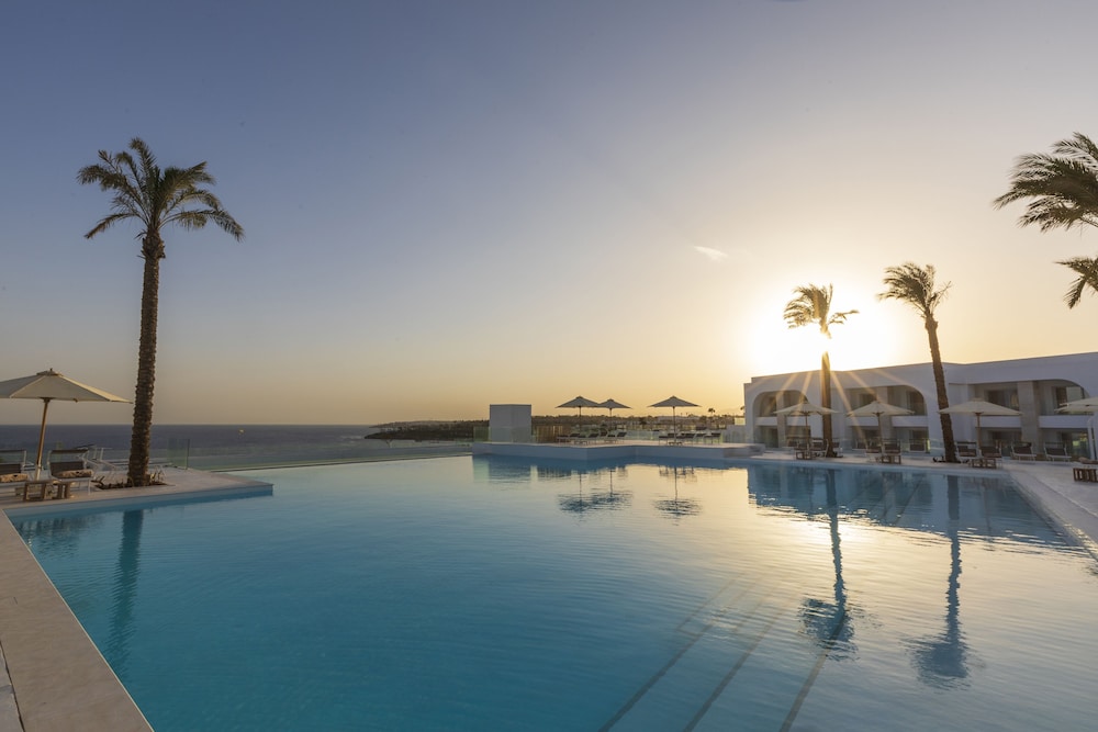 White Hills Resort — Swimming pool in Sharm El Sheikh, Red Sea