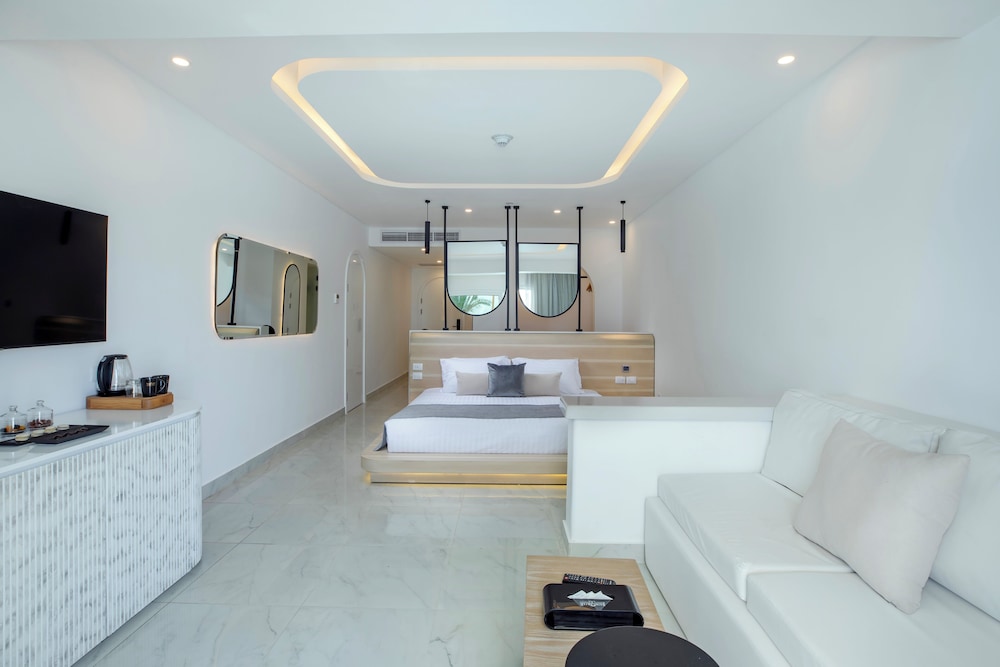 White Hills Resort — Hotel rooms in Sharm El Sheikh, Red Sea